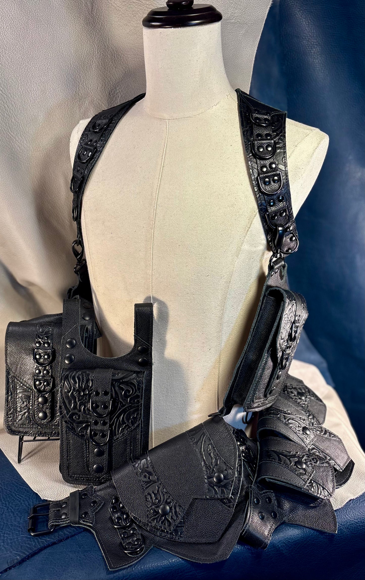 Gothika Thigh Bag (Spotlight Style)