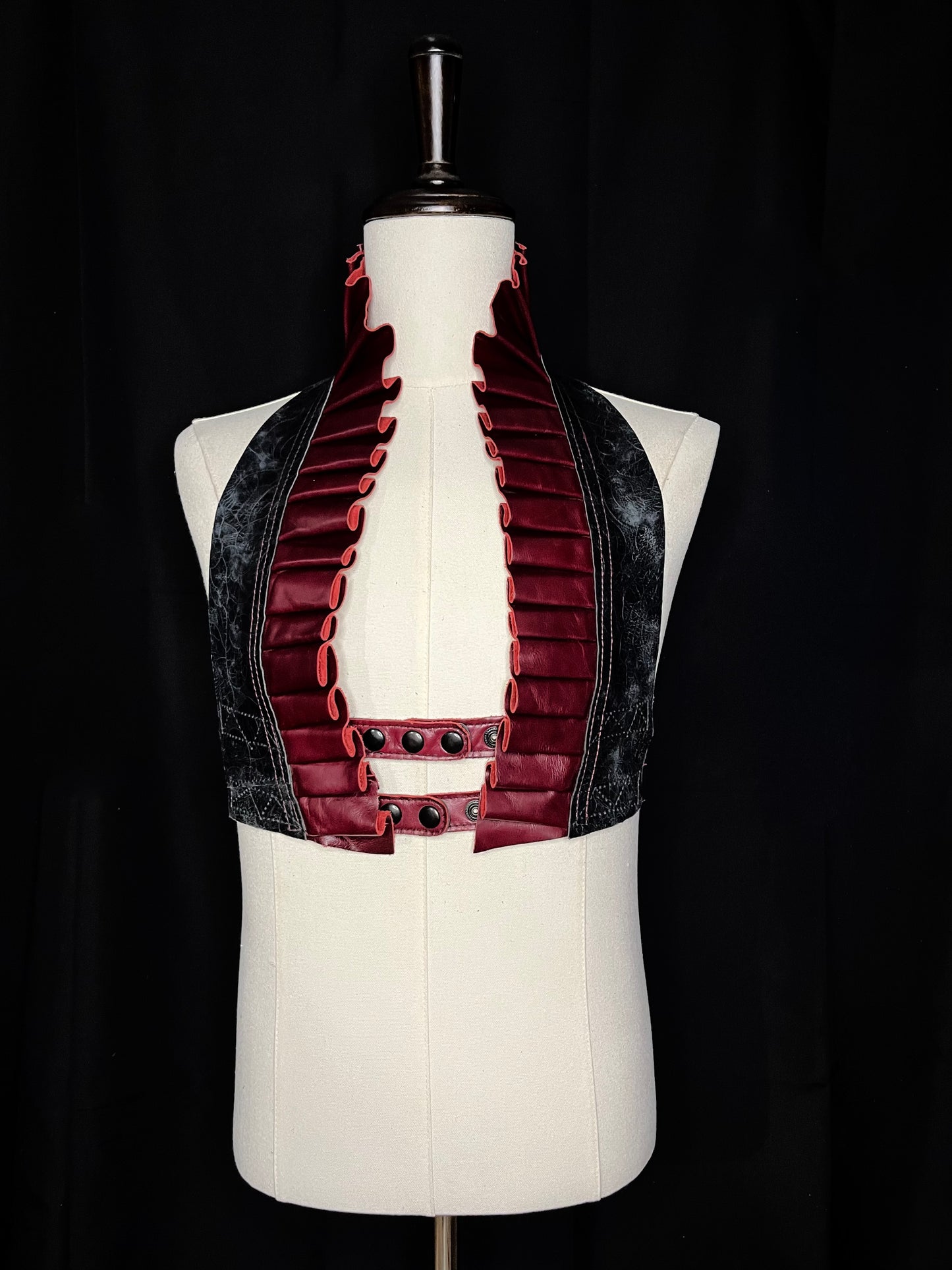 CLUE: Miss Scarlett Ruff Top