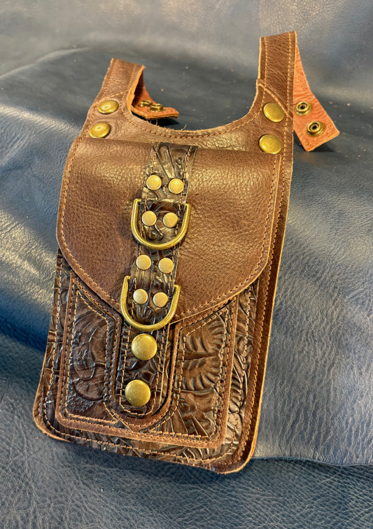 Ruskin Thigh Bag (Footlight Style)