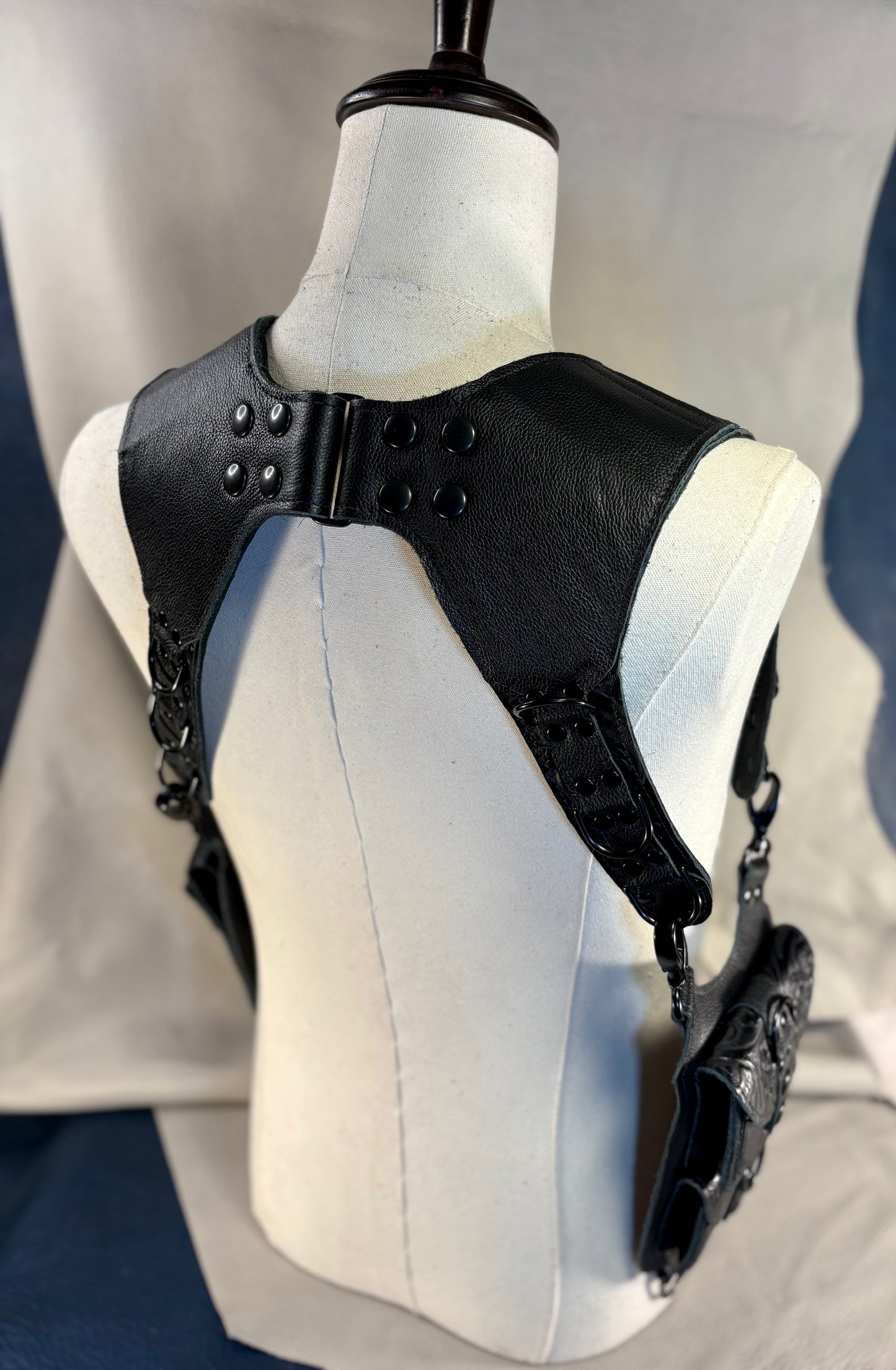Gothika Ranger Holster (Medium) (A)