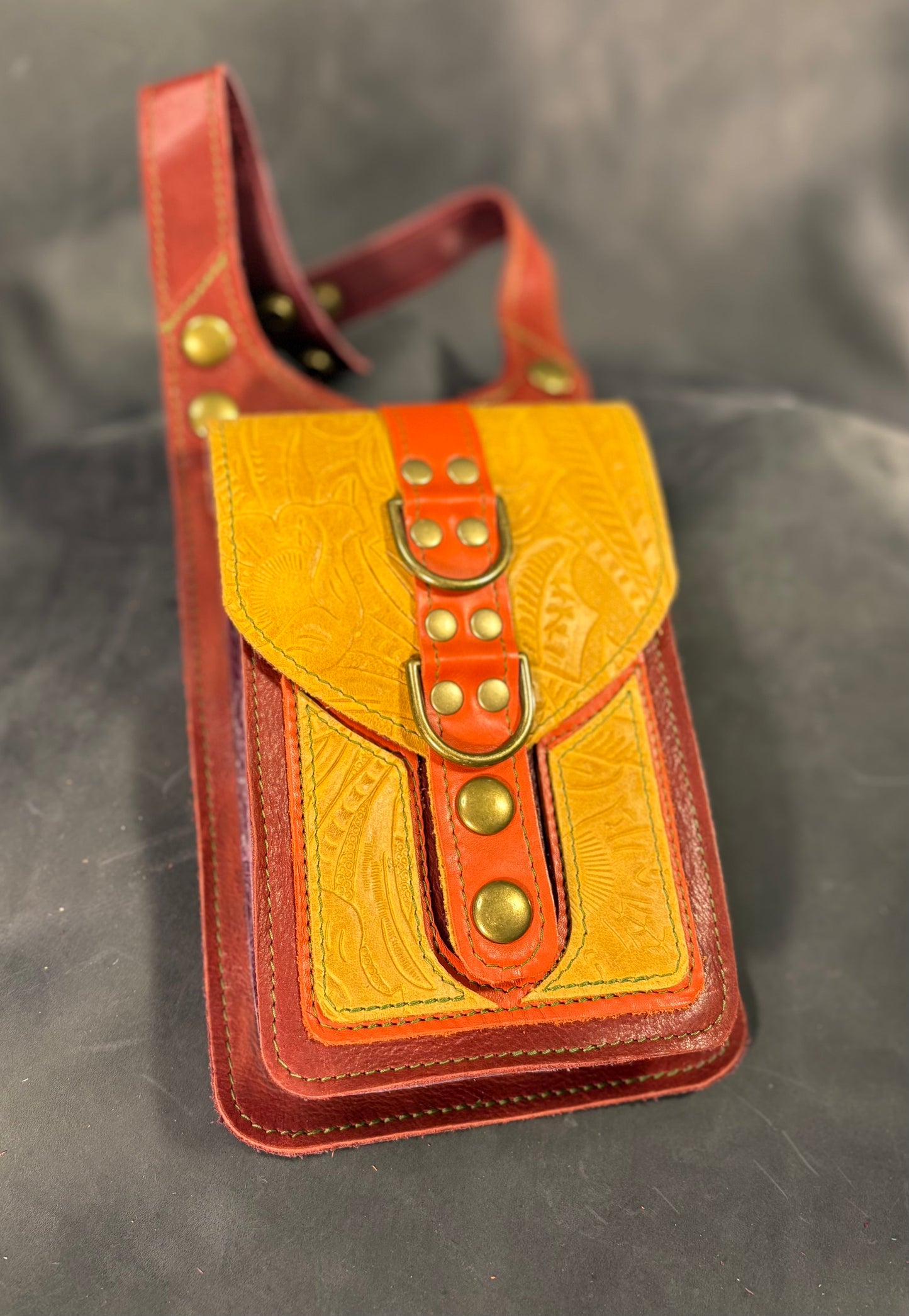 Sunflower Thigh Bag (F)