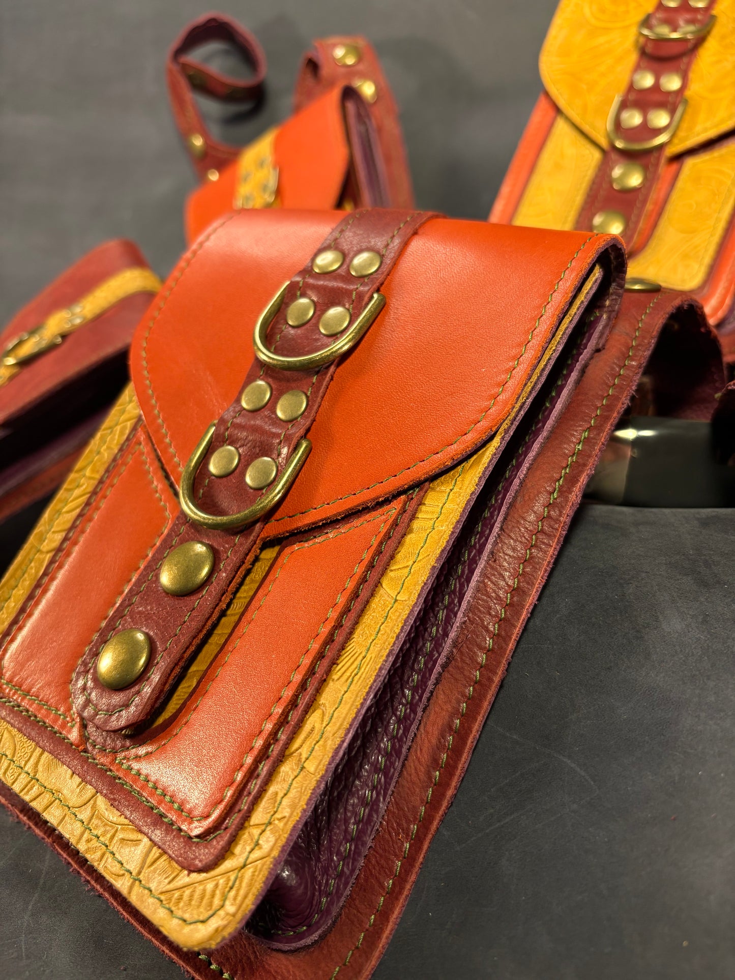 Sunflower Thigh Bag (E)